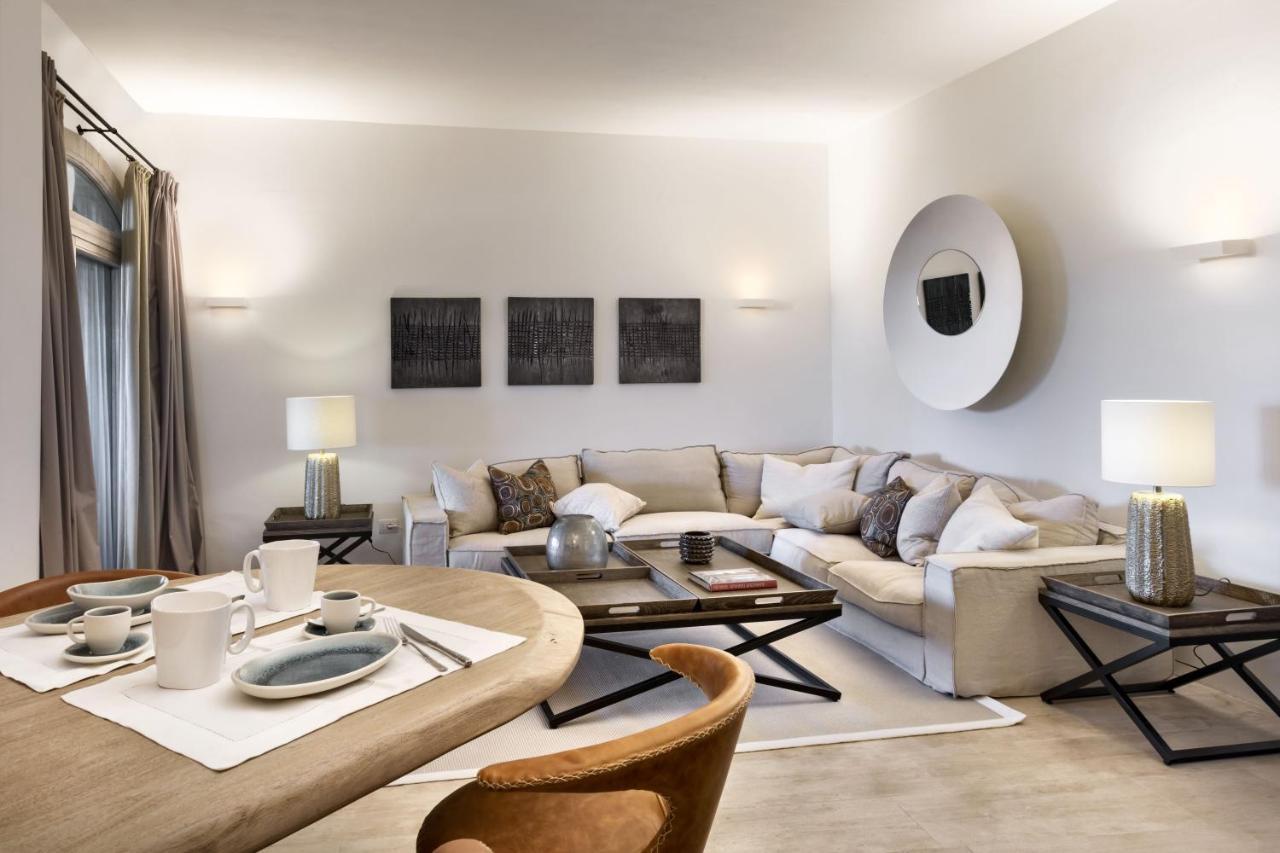 Le Suites Porto Cervo Exterior foto